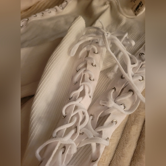 White Lace-Up Ribbed Set S/M - Picture 4 of 8
